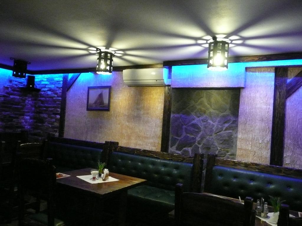 Karczma Parchatka ภายนอก รูปภาพ